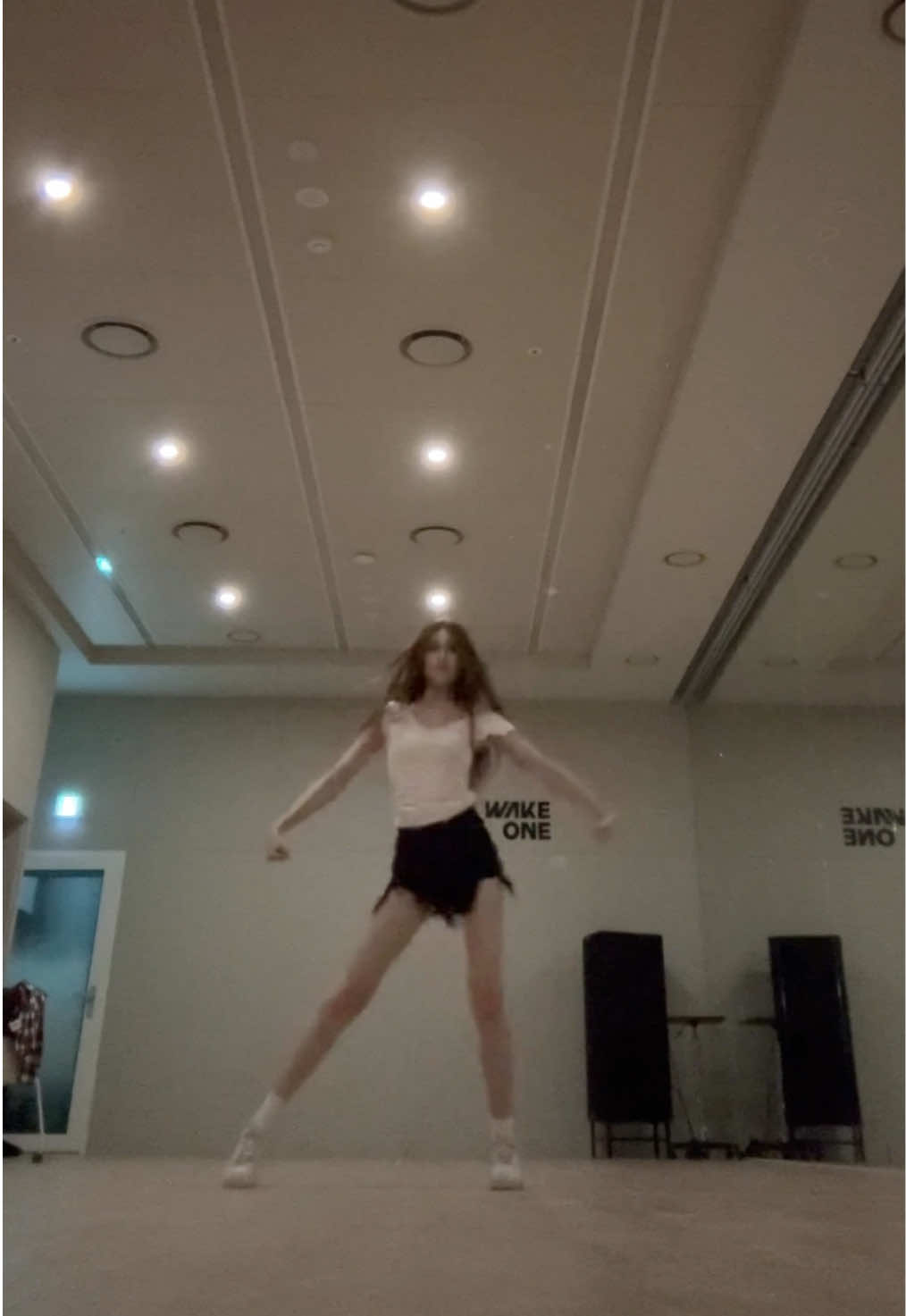 @izna (이즈나)