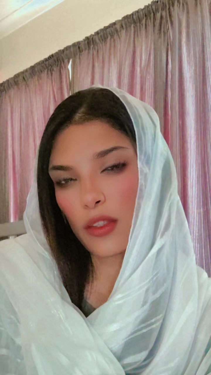 @Itz_Sahiba