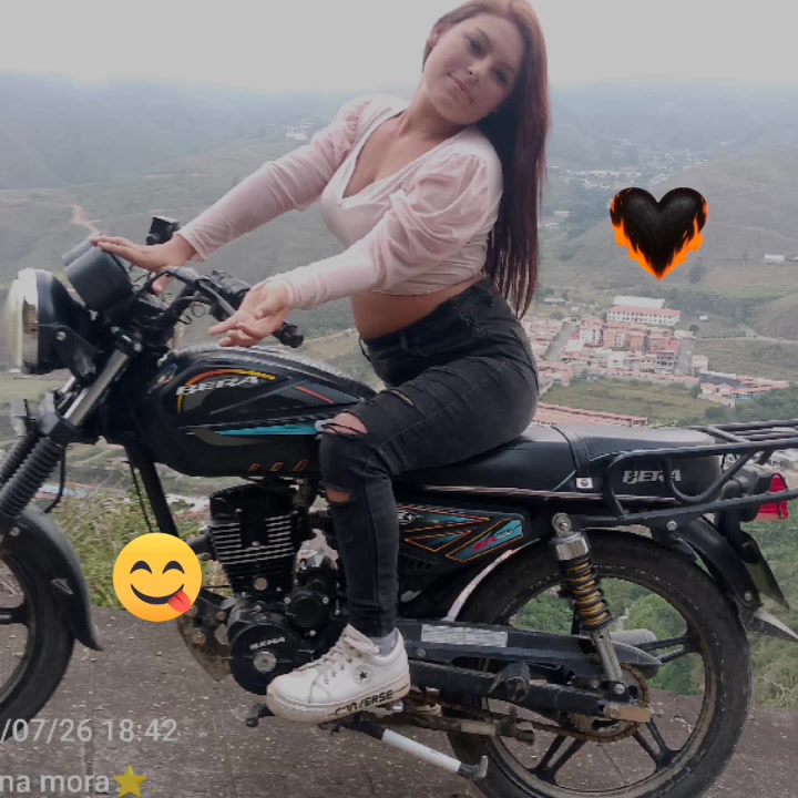 @Viviana Mora