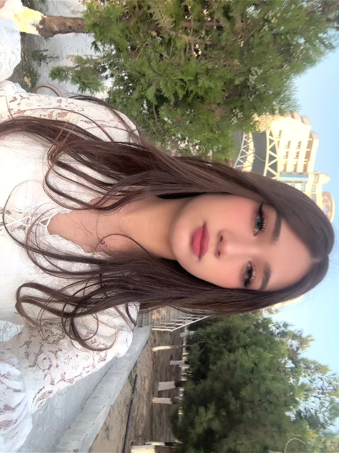 @𝓛𝓪́𝓵𝓮