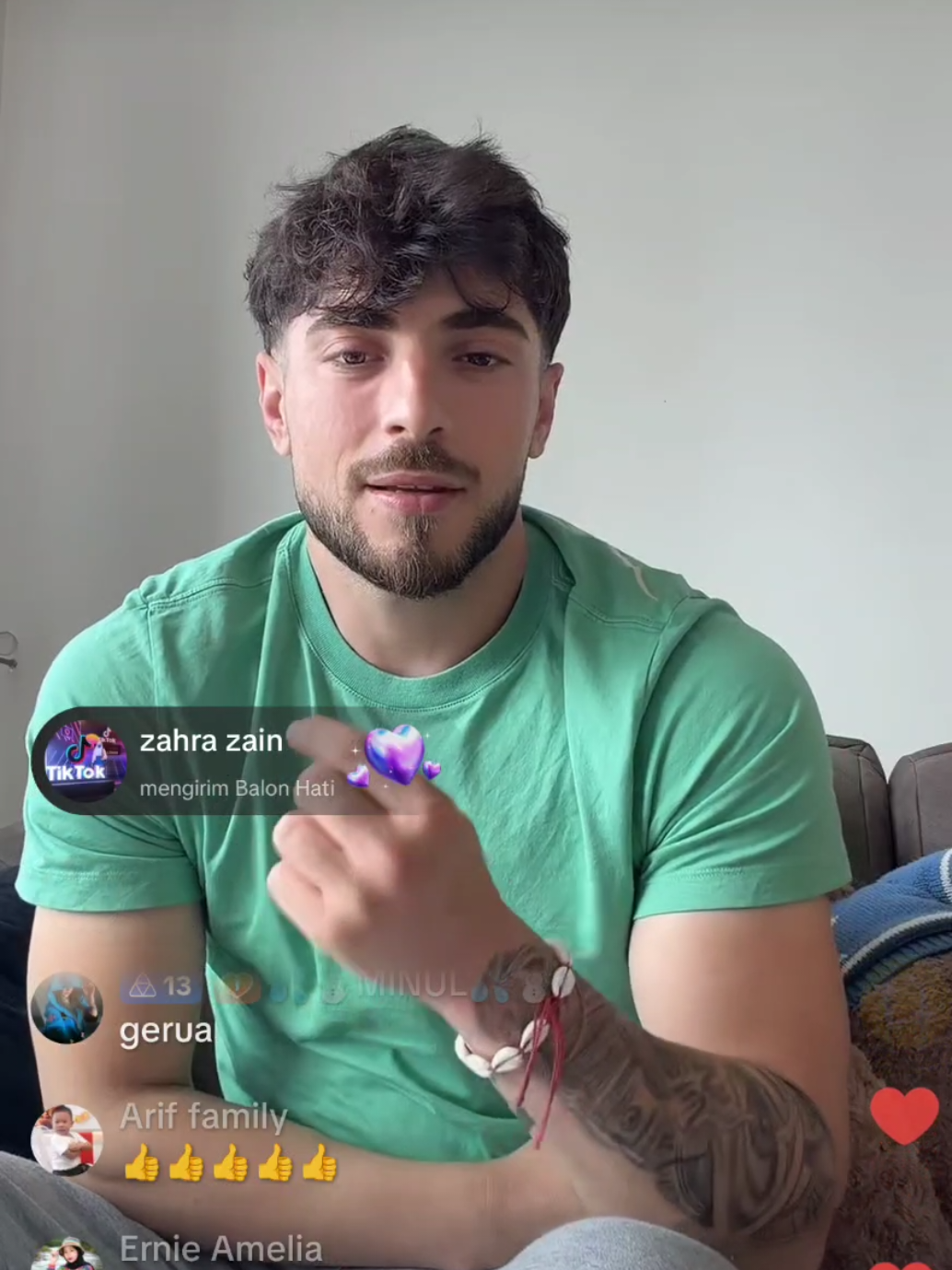 @zahra zain ♋