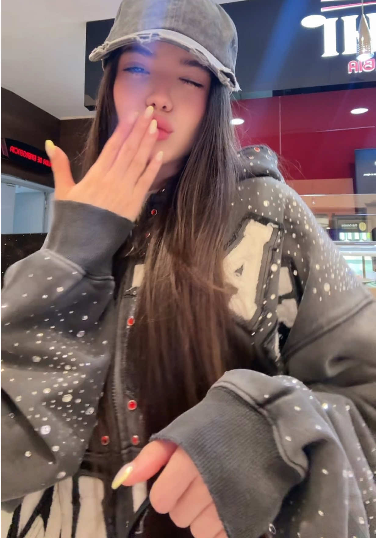 @Aleziatv🦖