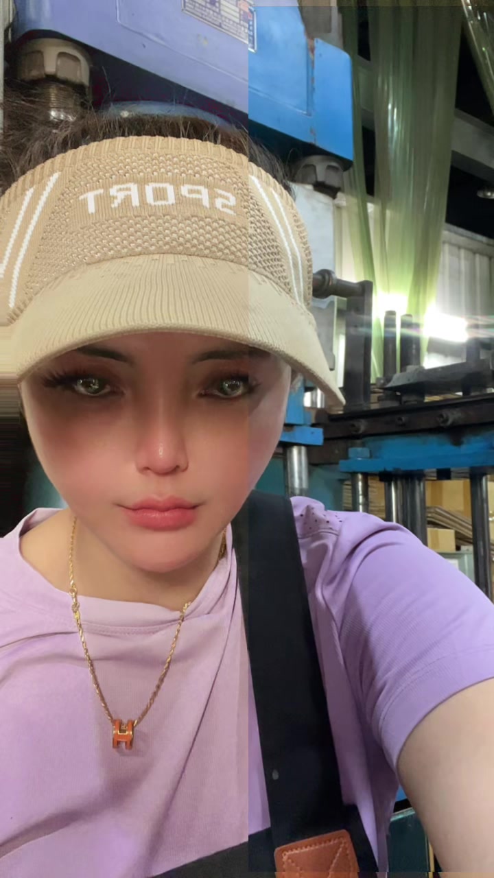 @mia Elleny.