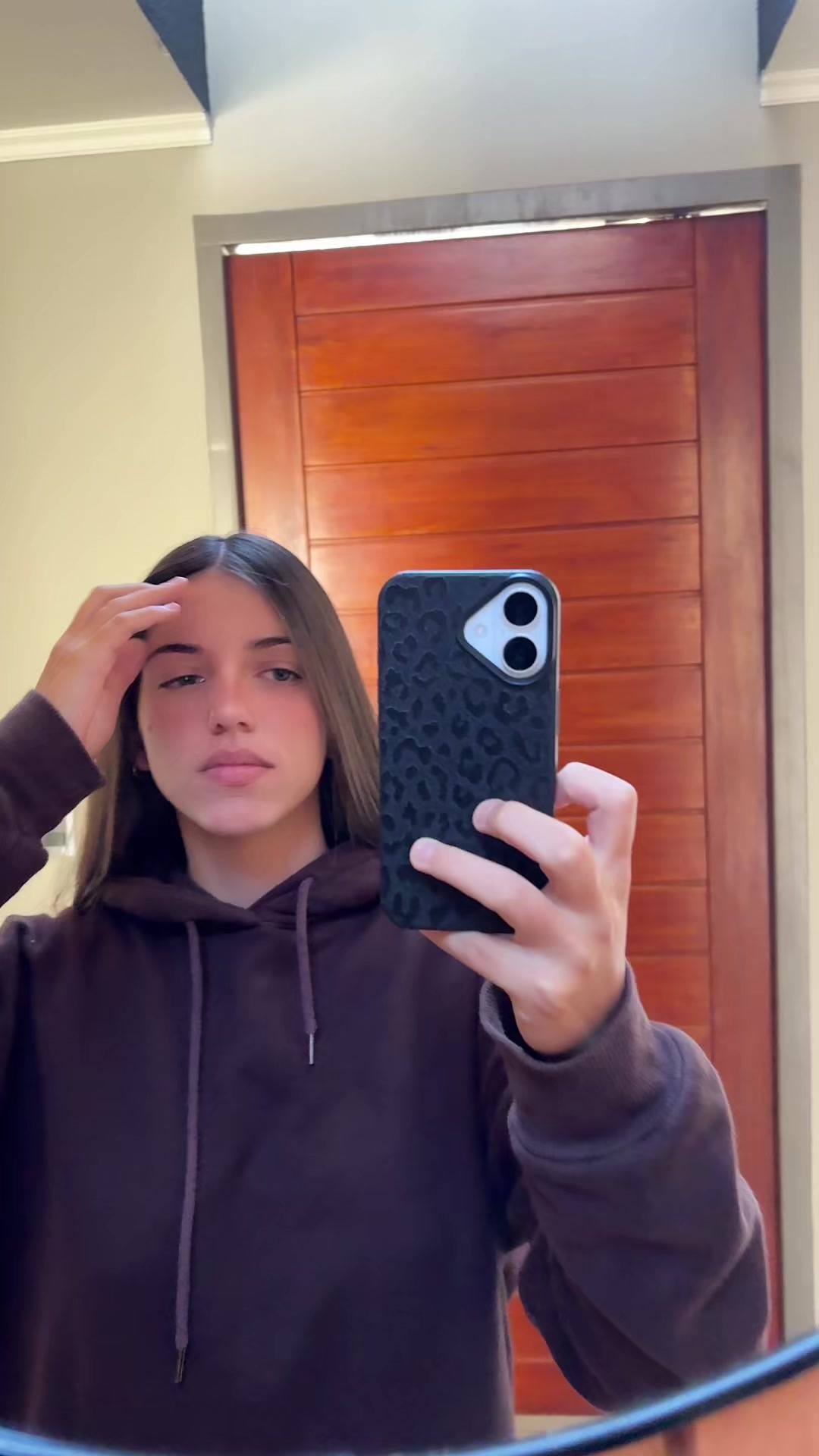 @✌️