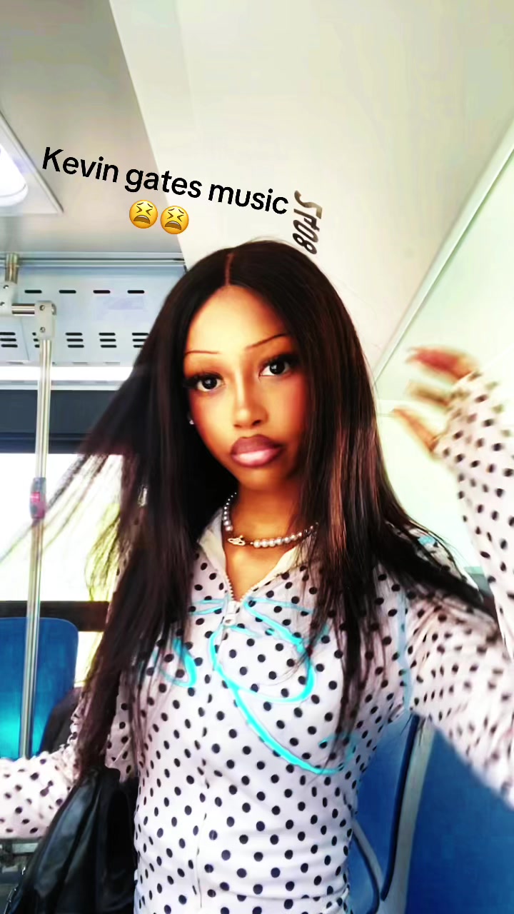 @bloomingbambina