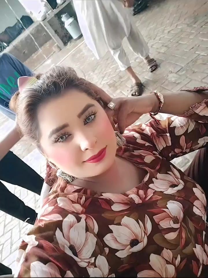 @almas bhatti jan