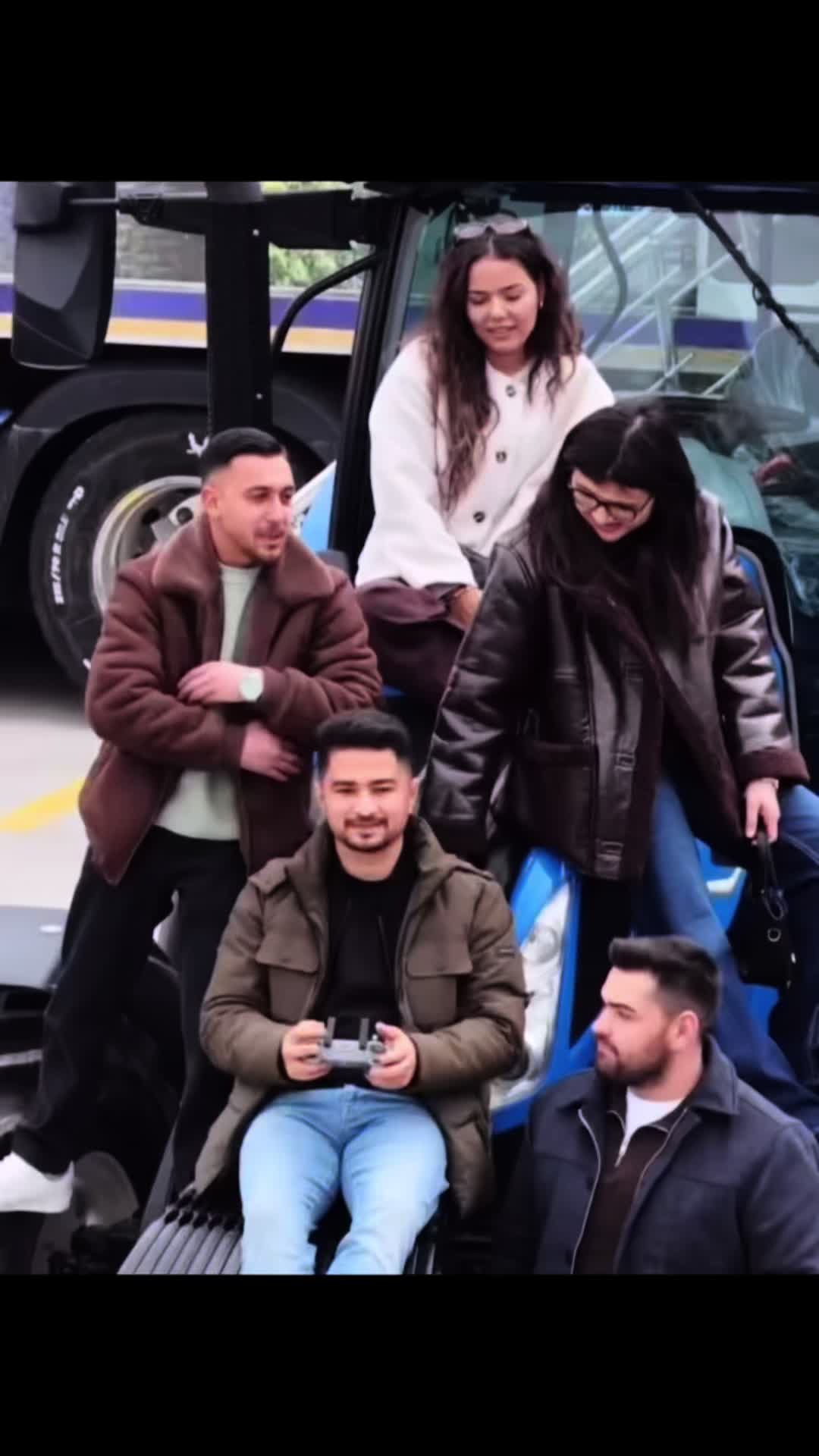 @Ayşe Karahan