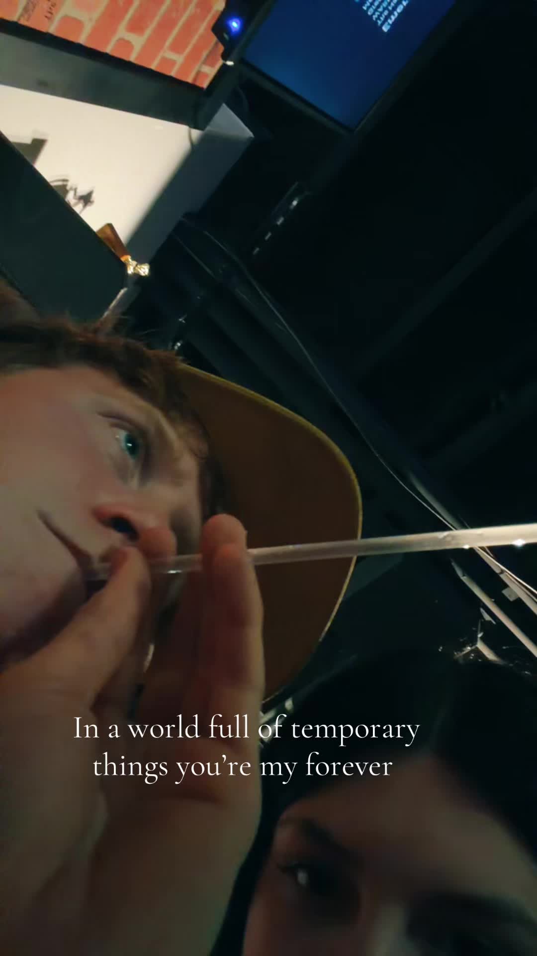 @ℬ𝓇𝒾ℯ.