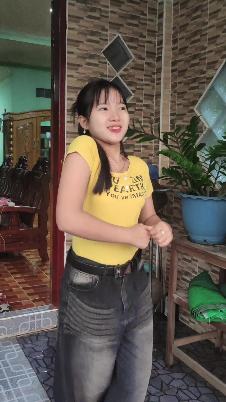 @💫🌻နှင်းနှင်းလှိုင်🌻💫