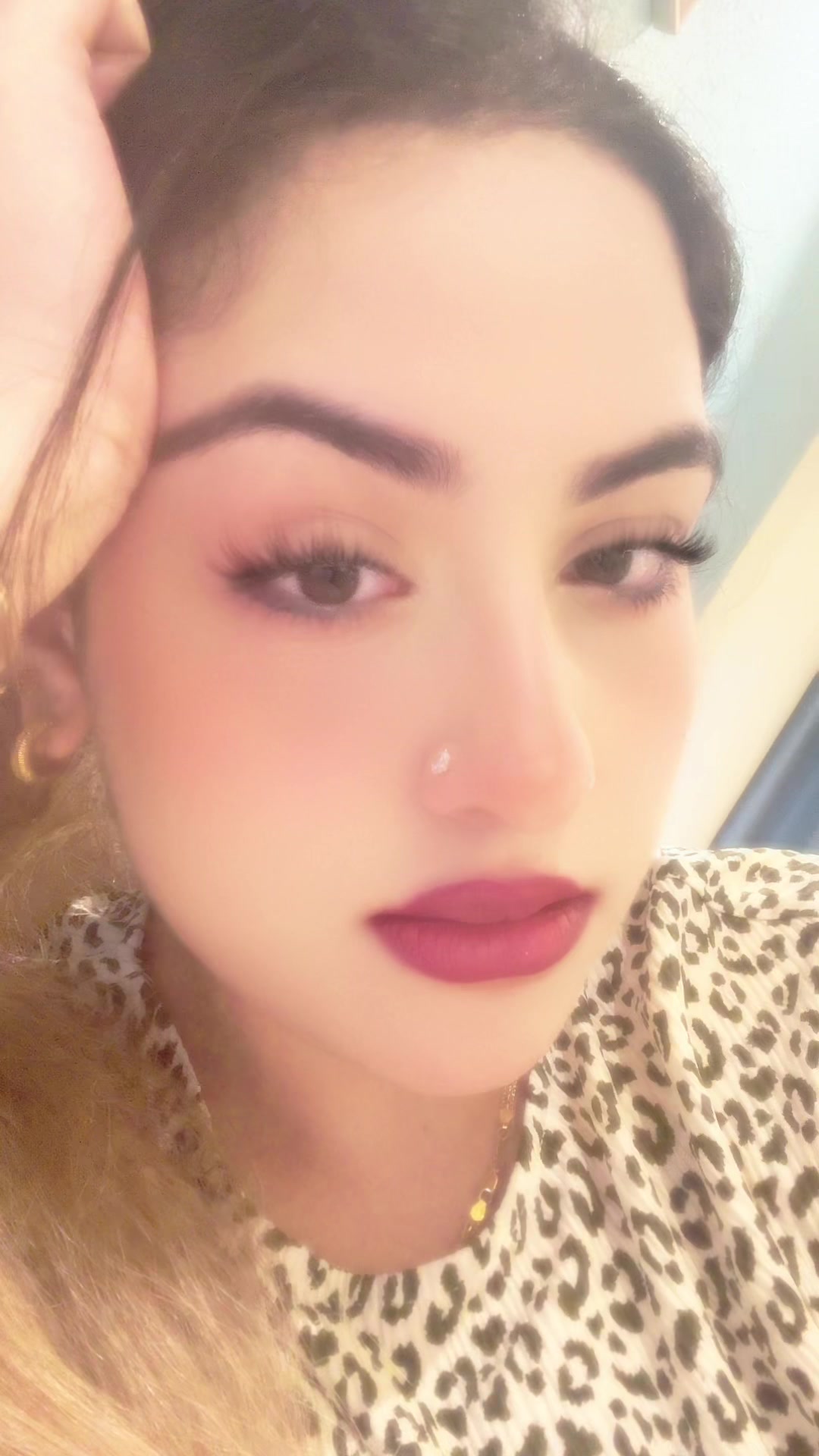 @eyana ayoune alzadi