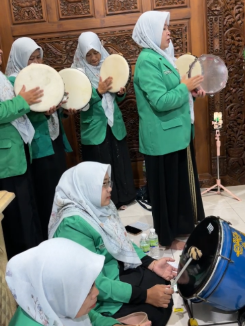 @Umik e Anak Hadroh