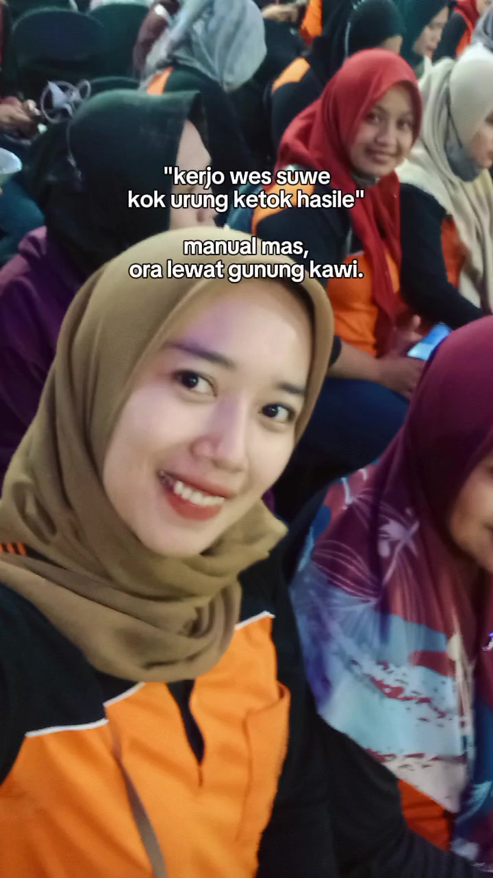 @Riris R