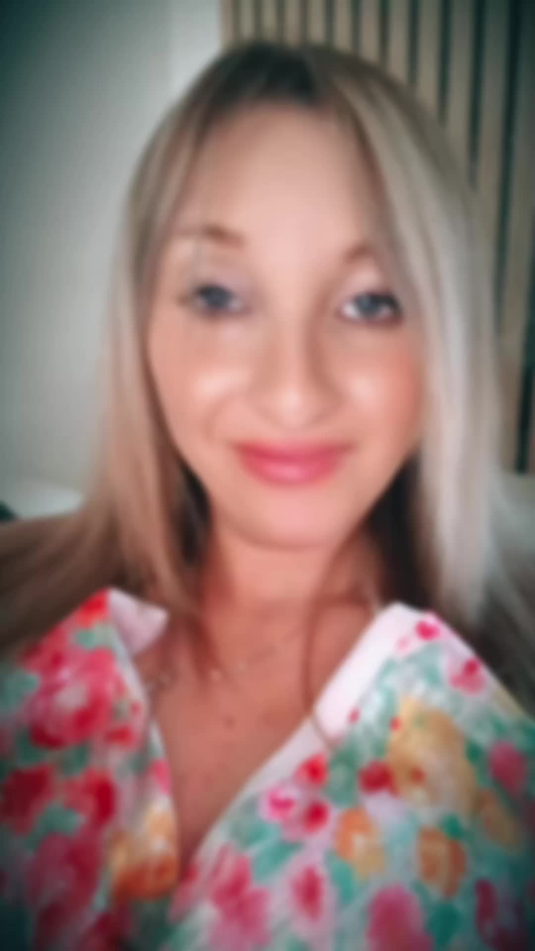 @𝓢𝓪𝓷𝓭𝔂 𓆩დ𓆪 ⋆