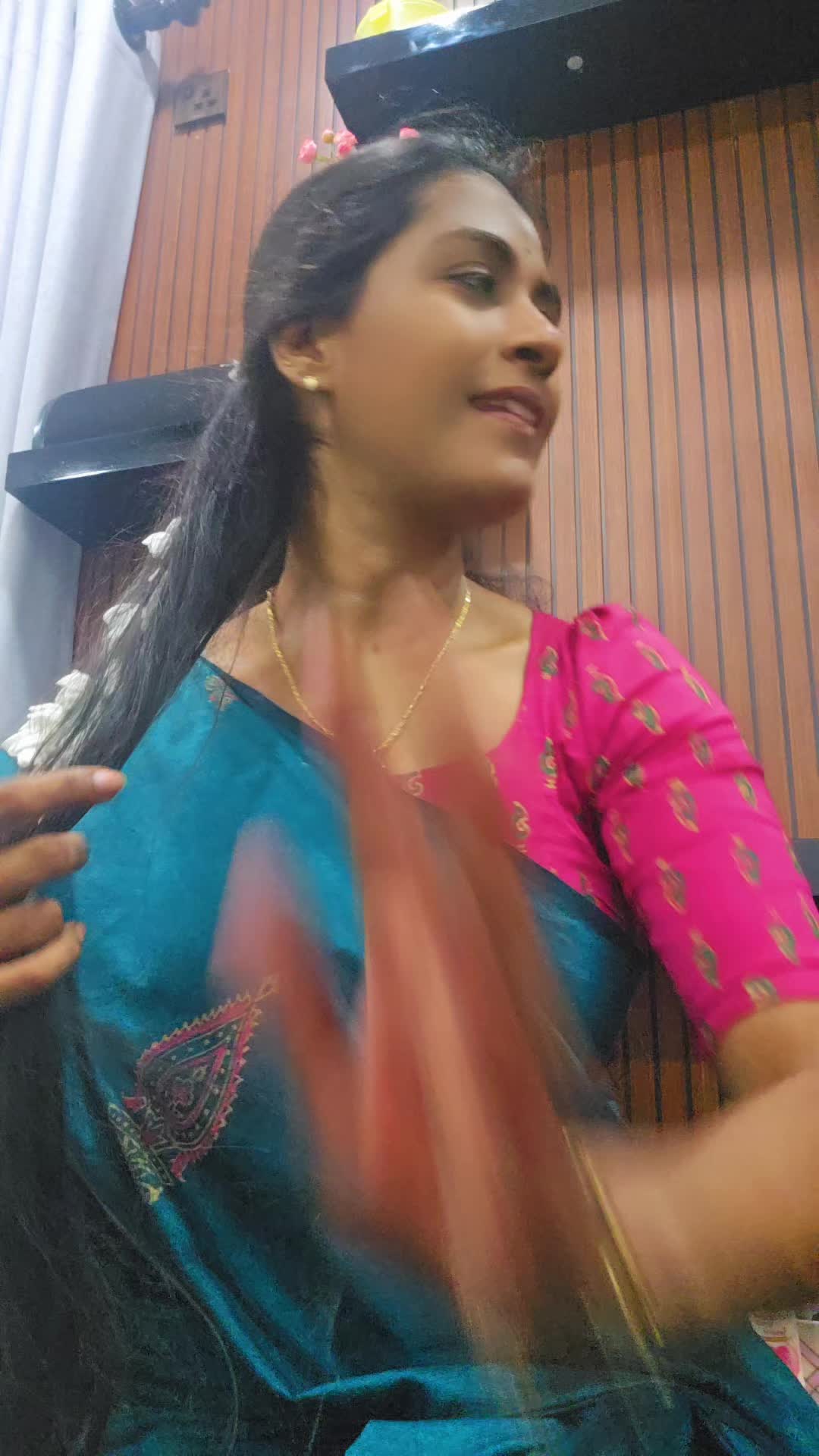 @கறுப்பின் காதலி 🍂🖤