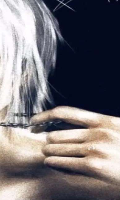 @𝐏𝐑𝐄𝐋𝐔𝐃𝐄&reg;