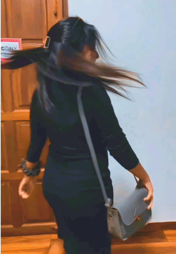 @Nisha_Mendis