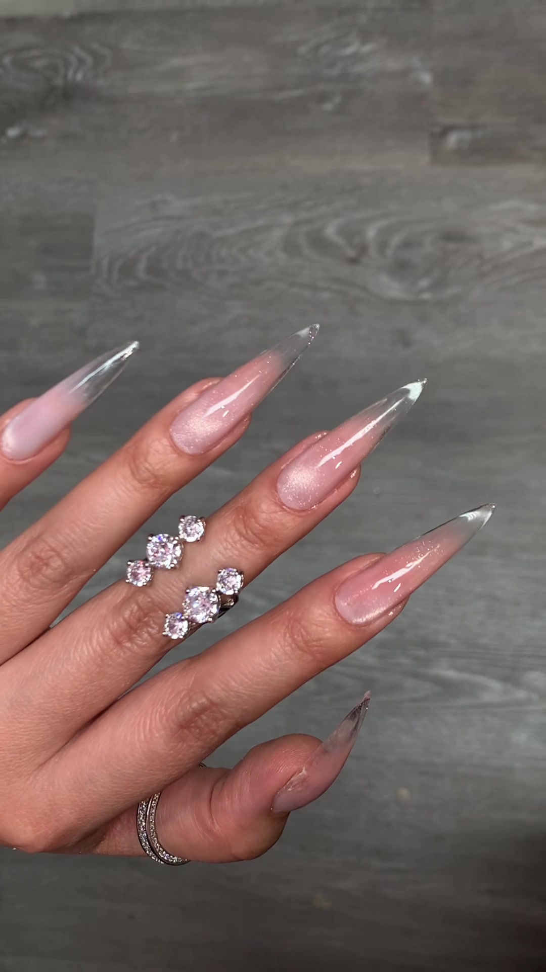 @Riya's Nails
