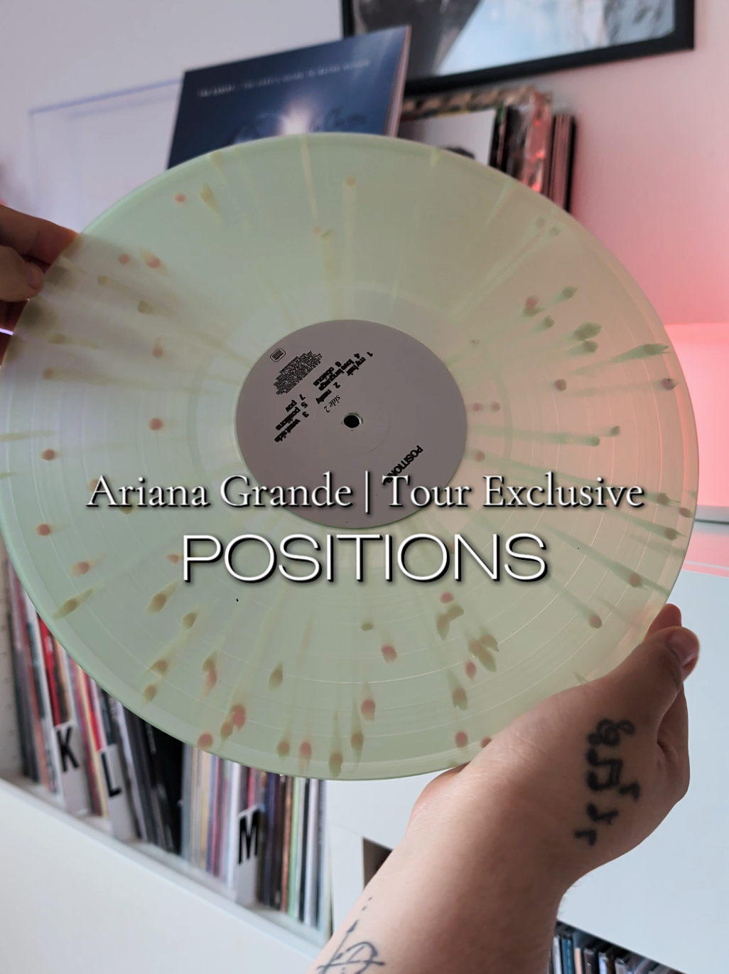 @Chrissy || Vinyl Collector 🎶✨