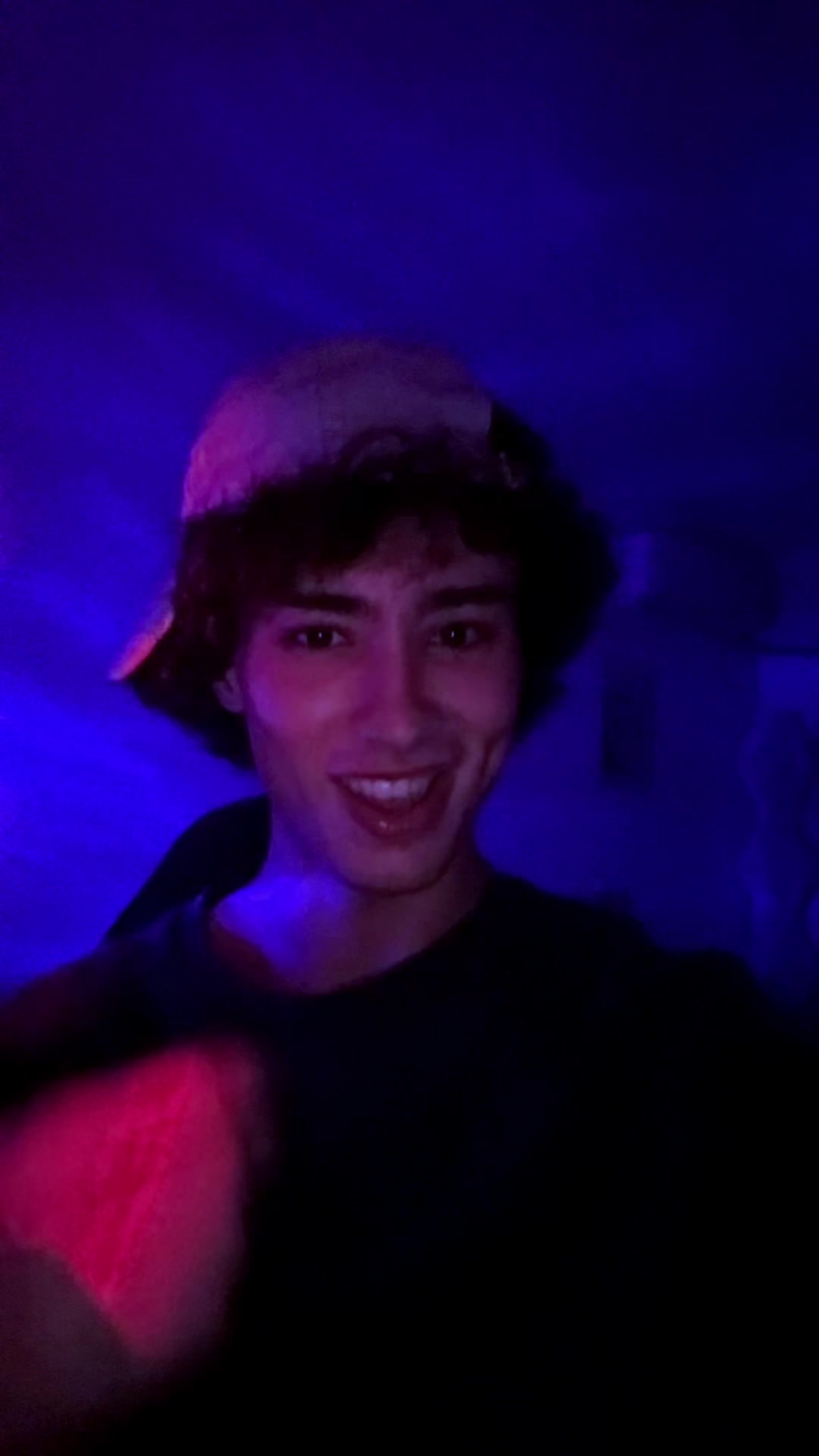@Aimen_