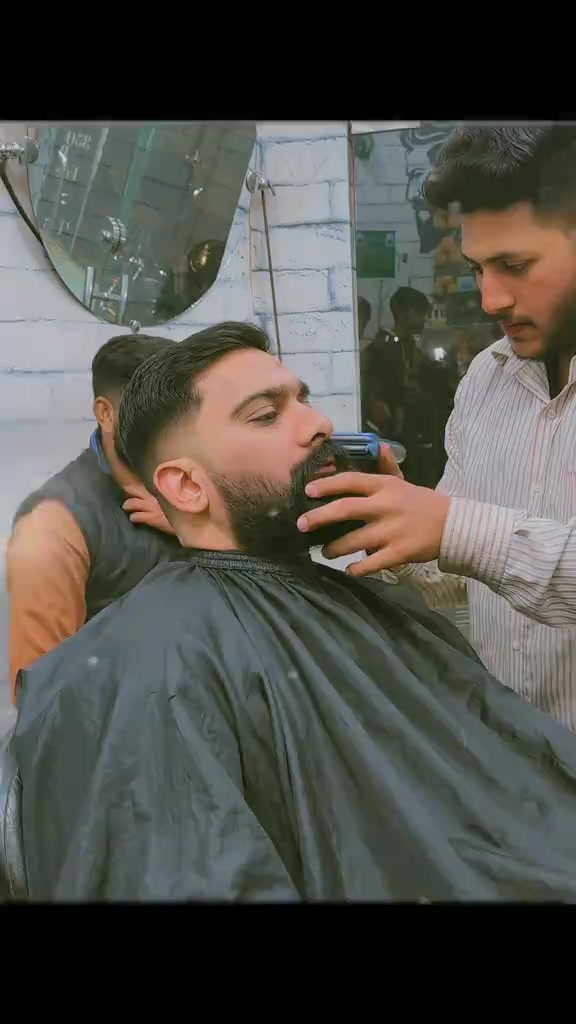 @Husnii_bawa1991