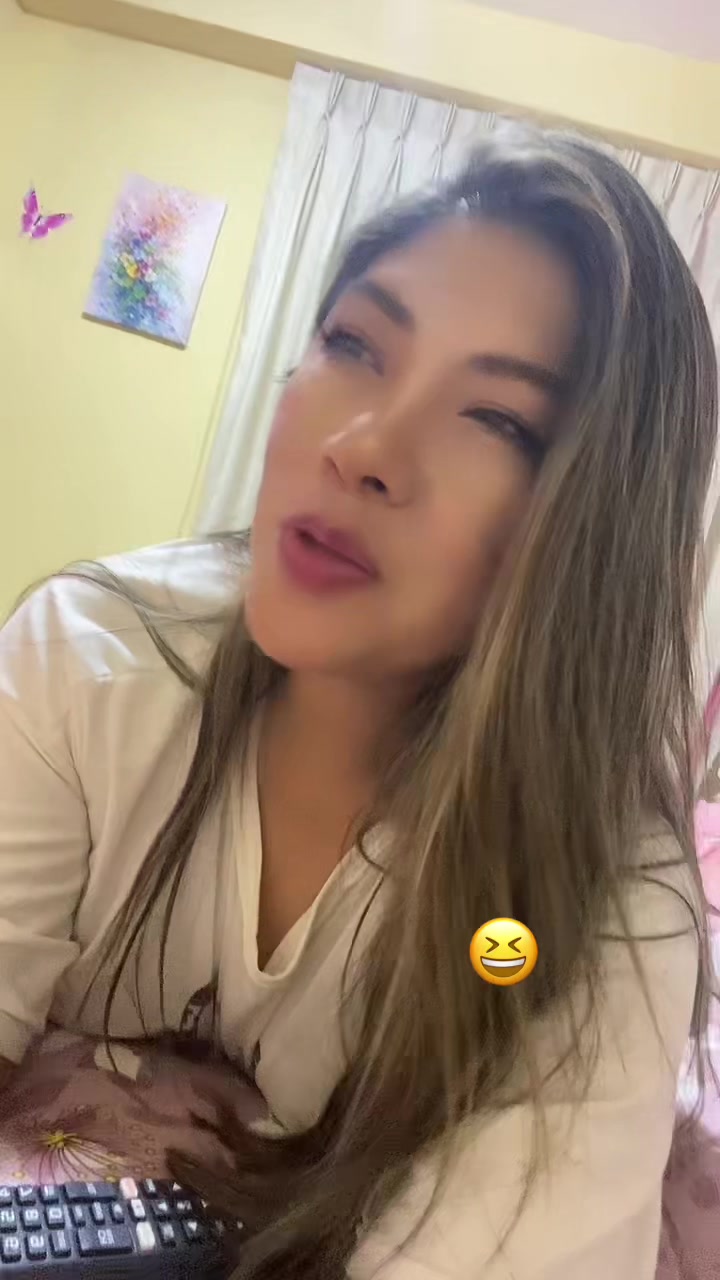 @𝓙𝓸𝓱𝓪𝓷𝓷𝓪 𝓶𝓲𝓵𝓵𝔂