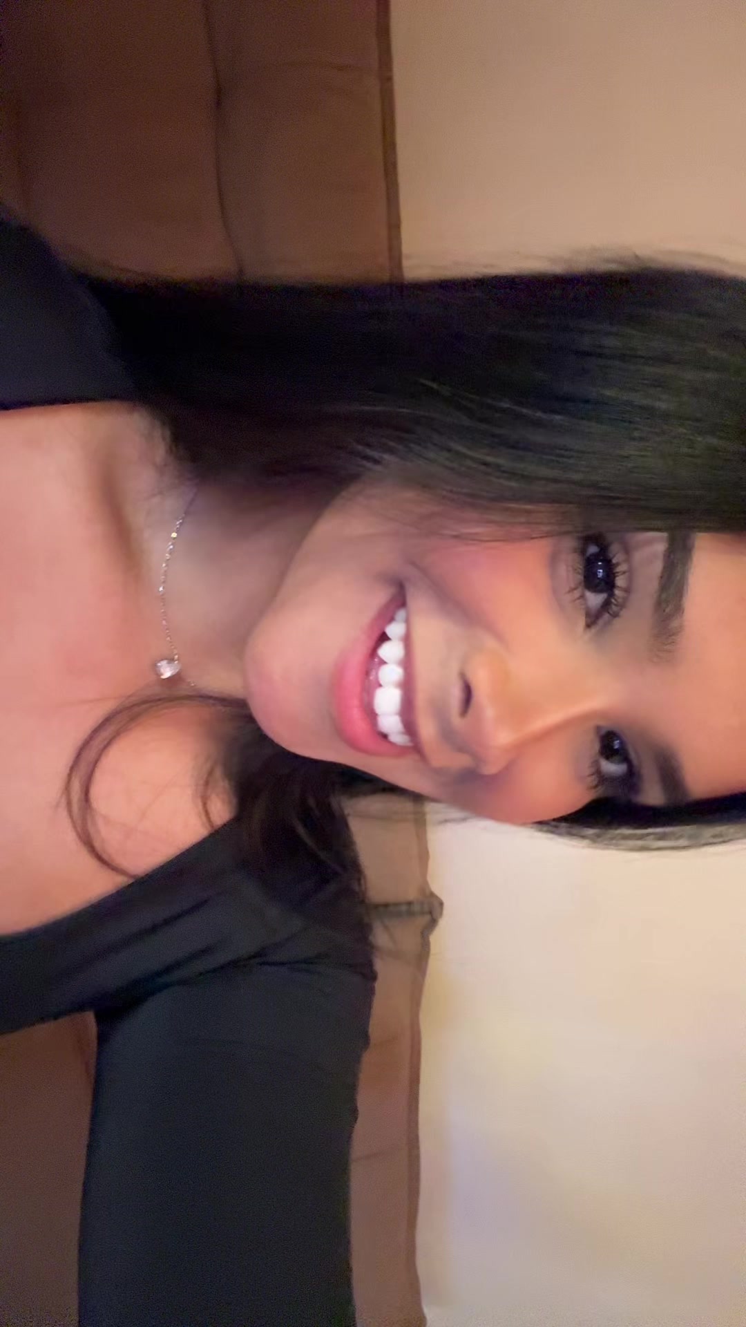 @Tha&iacute;s