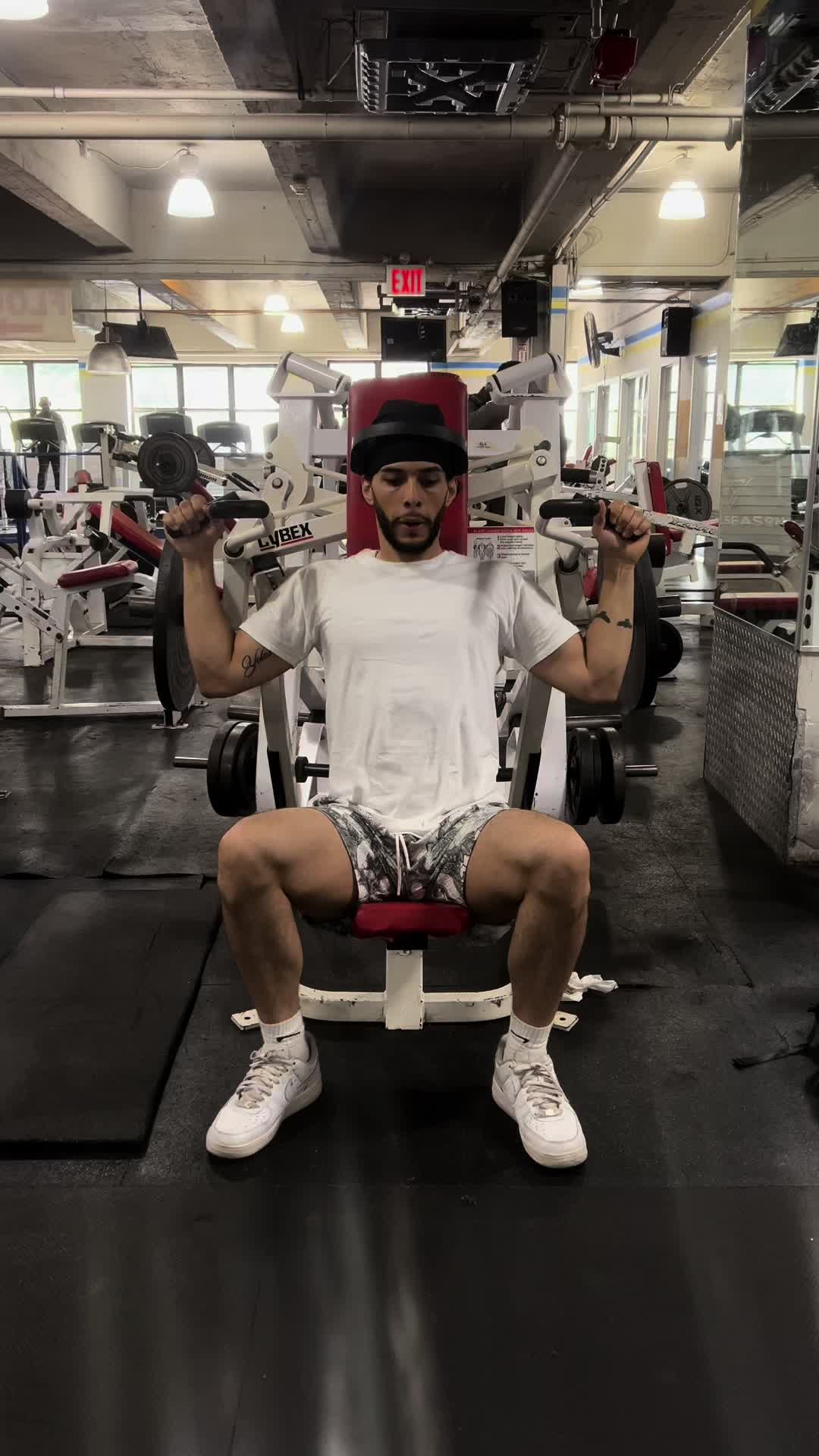 @Zo