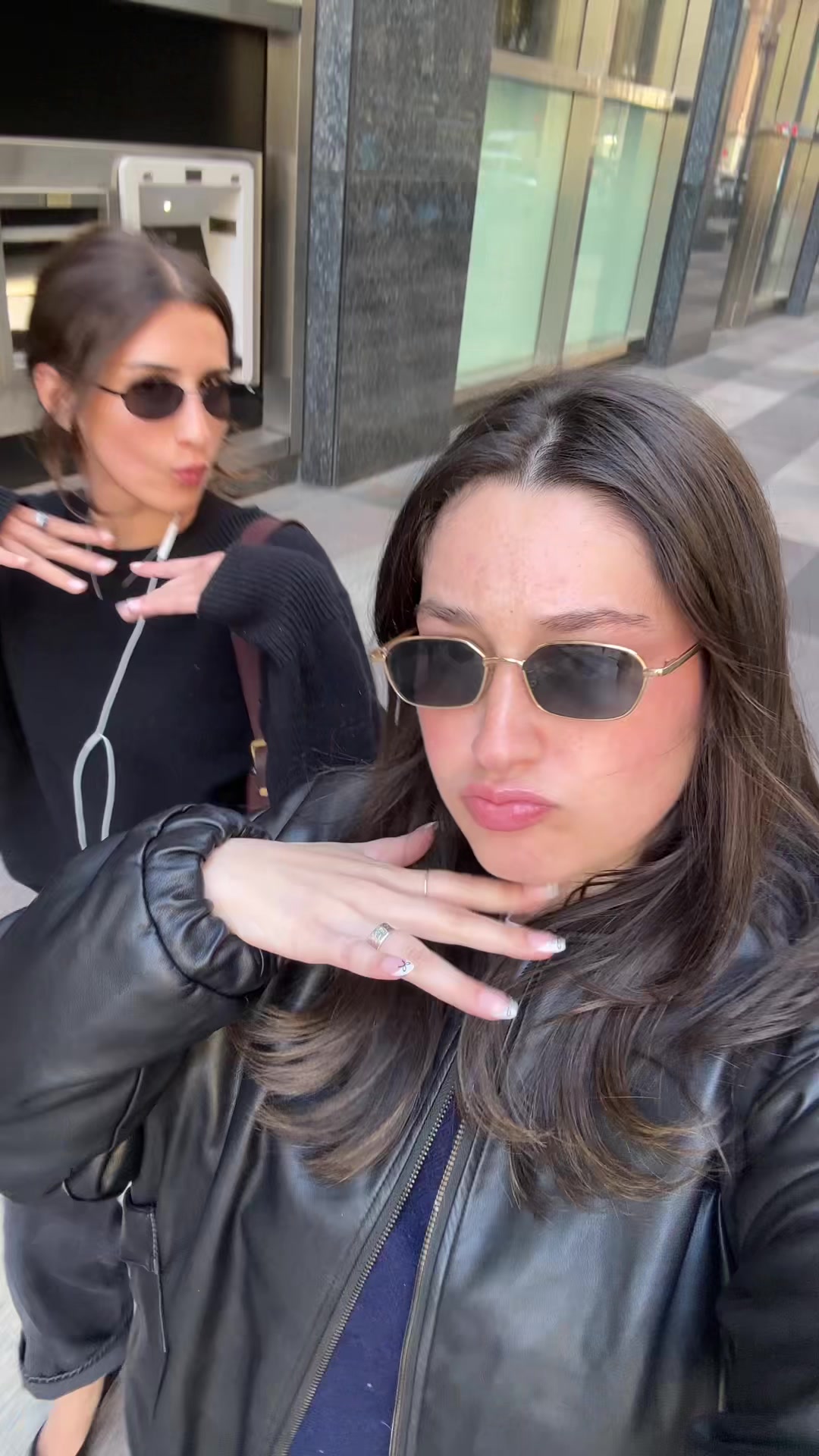 @Lilygoldman