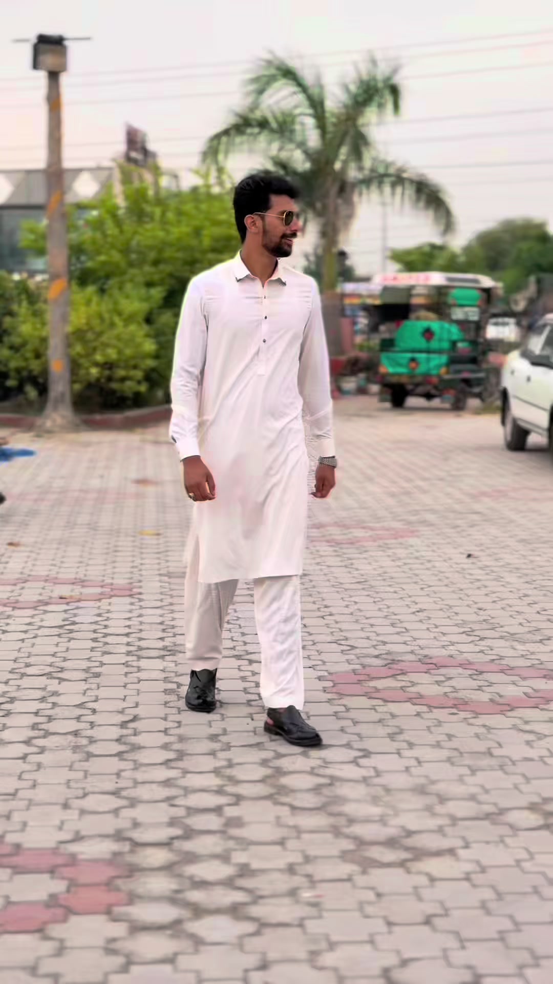 @خاقان احمد