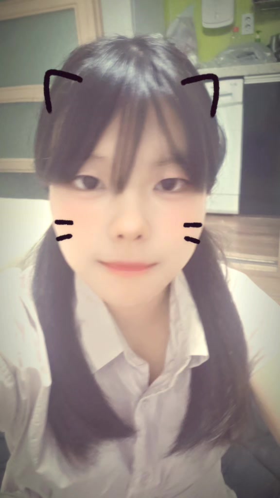 @다현