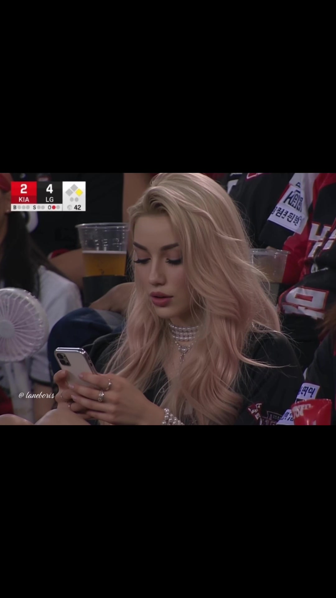 @𝑳𝒂𝒏𝒆𝑩𝒐𝒓𝒊𝒔_𝑪𝑹❤️📱
