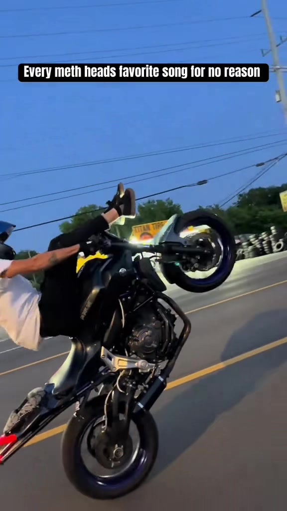 @karey_cody_cant_wheelie