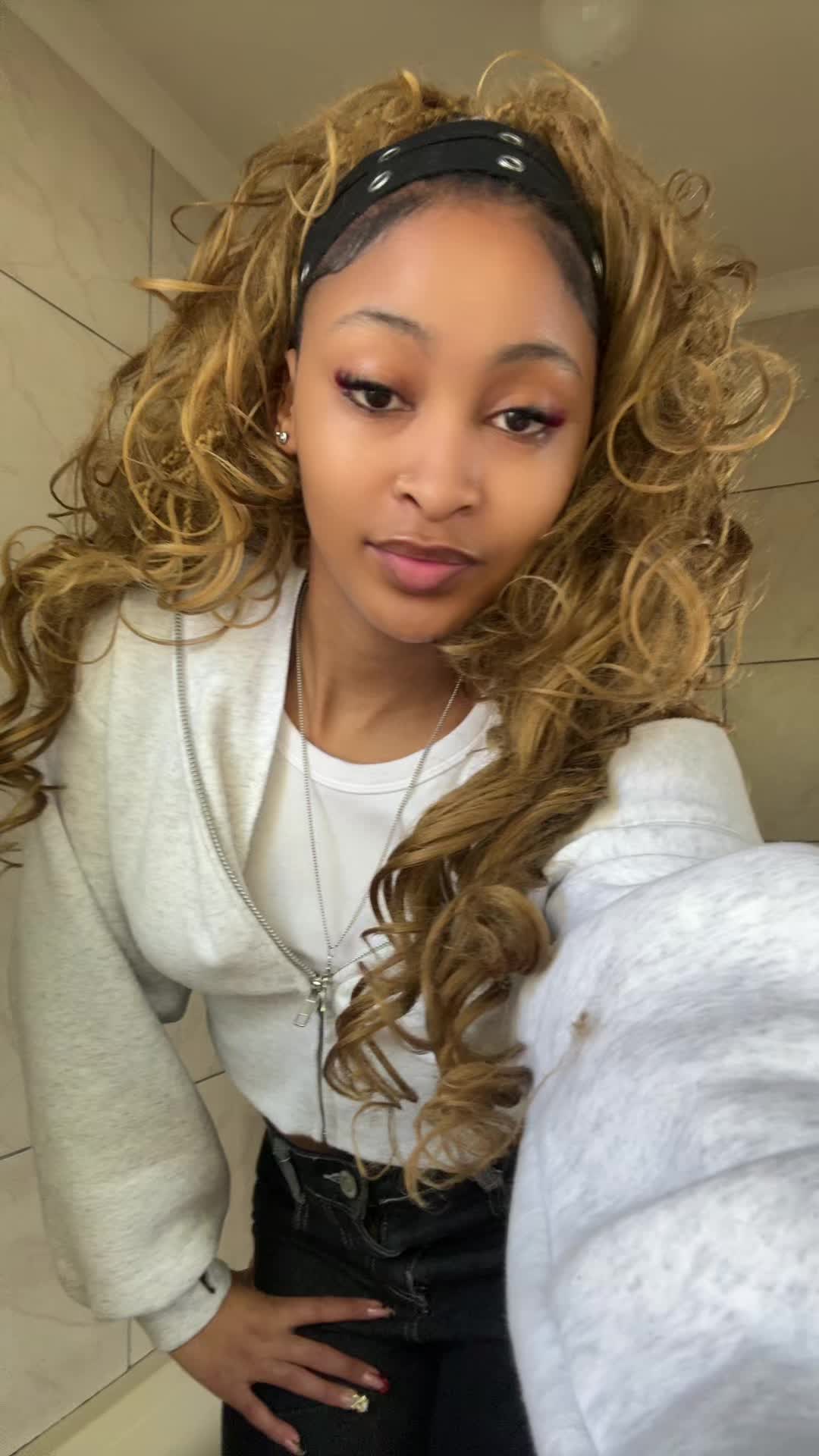 @Icon!c_Bre🤍🕷️