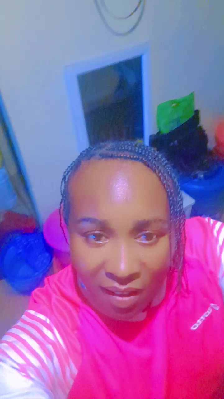 @elizachege