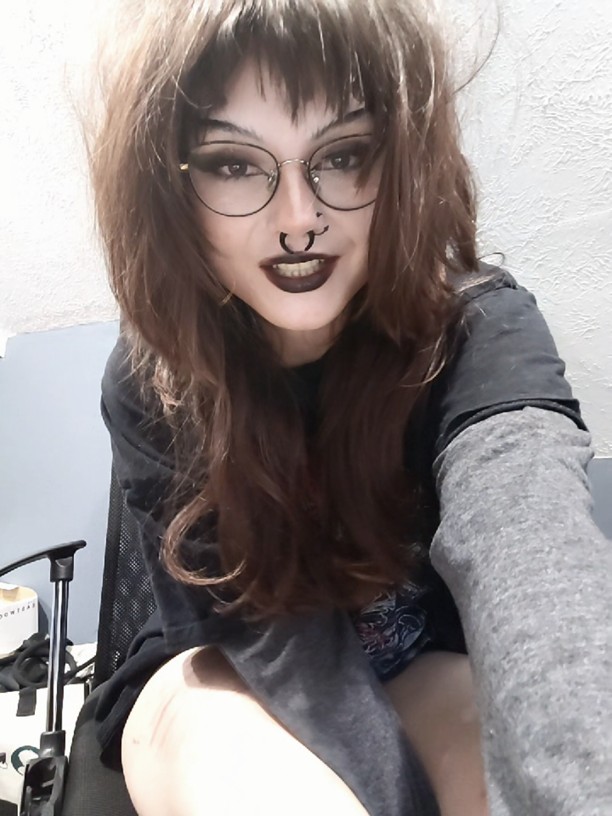 @MissesVirus