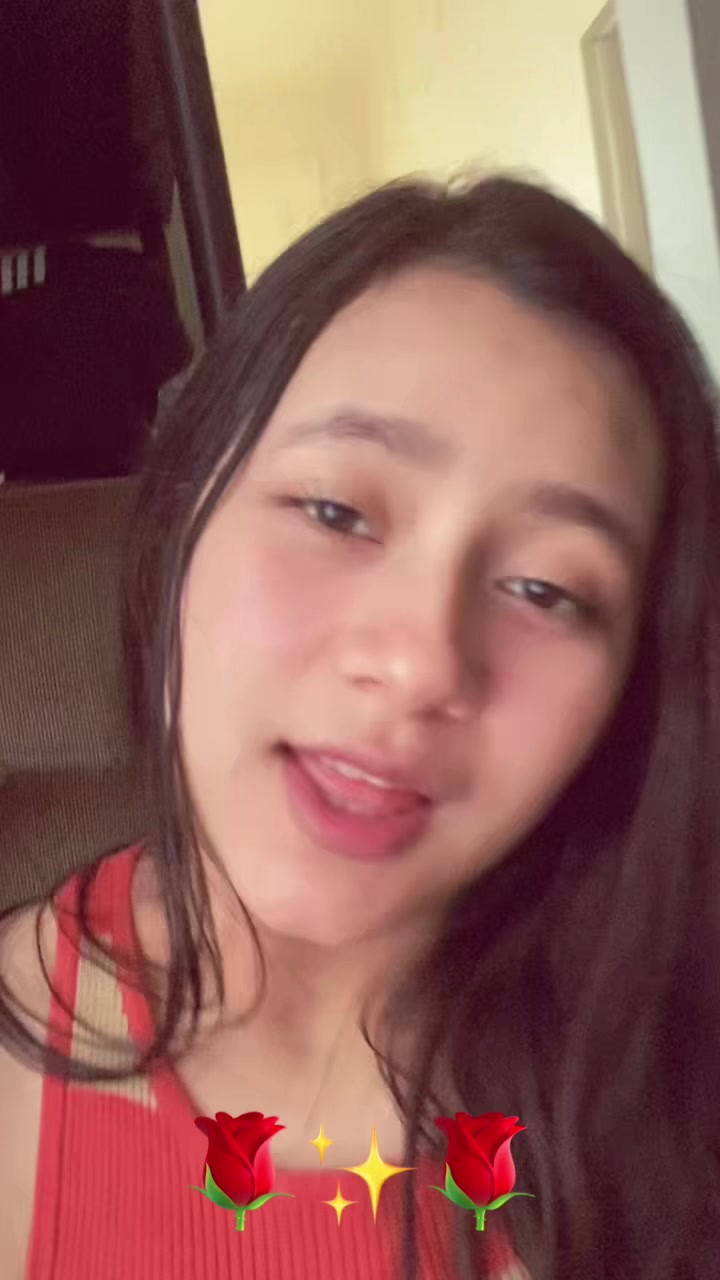 @karlyta 🦋💜