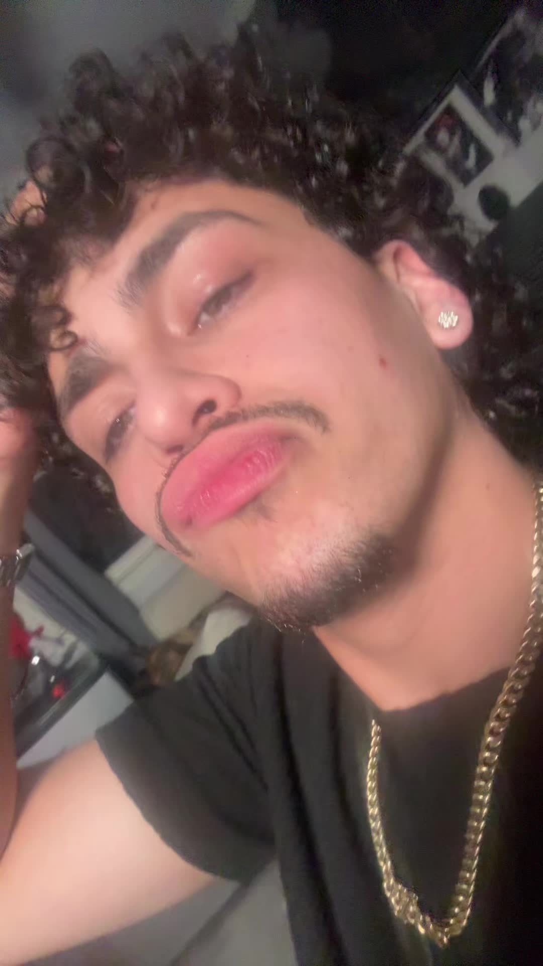 @kriswithahhk