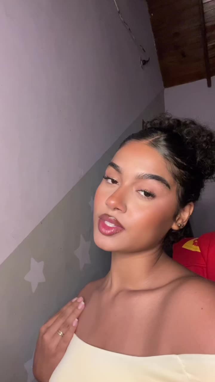 @JULIANA