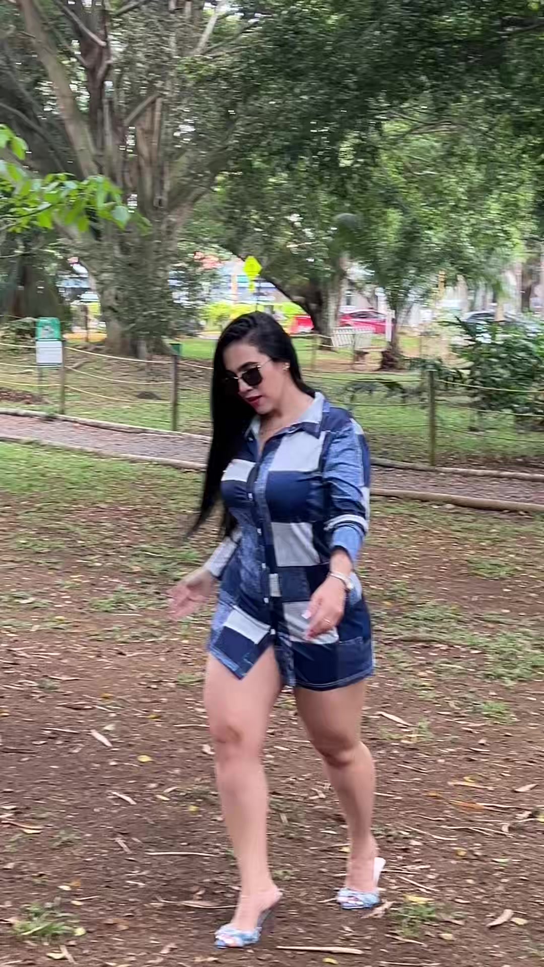 @Sarahblack