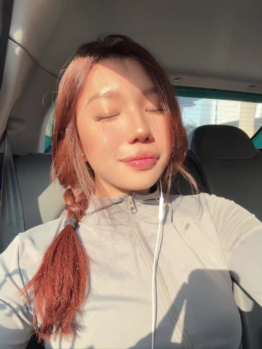 @felilu