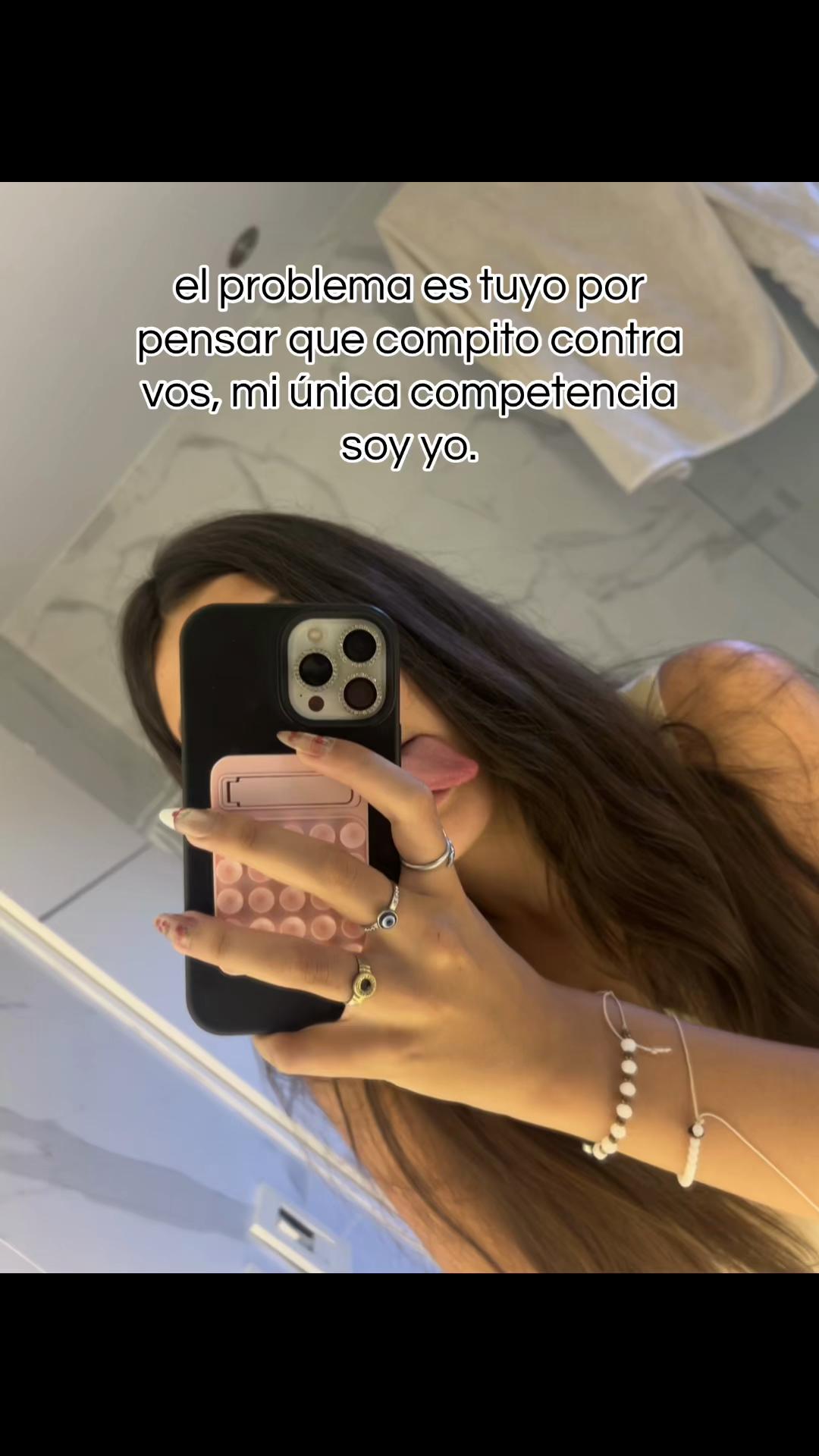 @𝓂𝒶𝓁𝑒𝓃𝒶