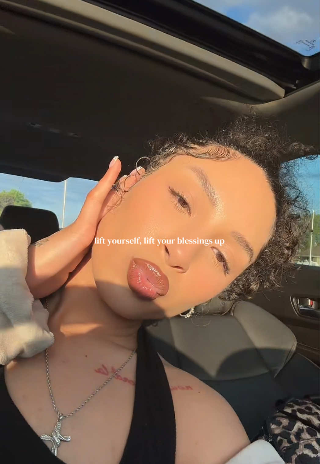 @shairenee