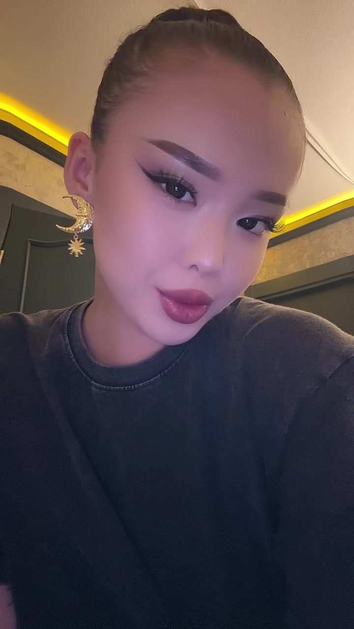 @Akma💋