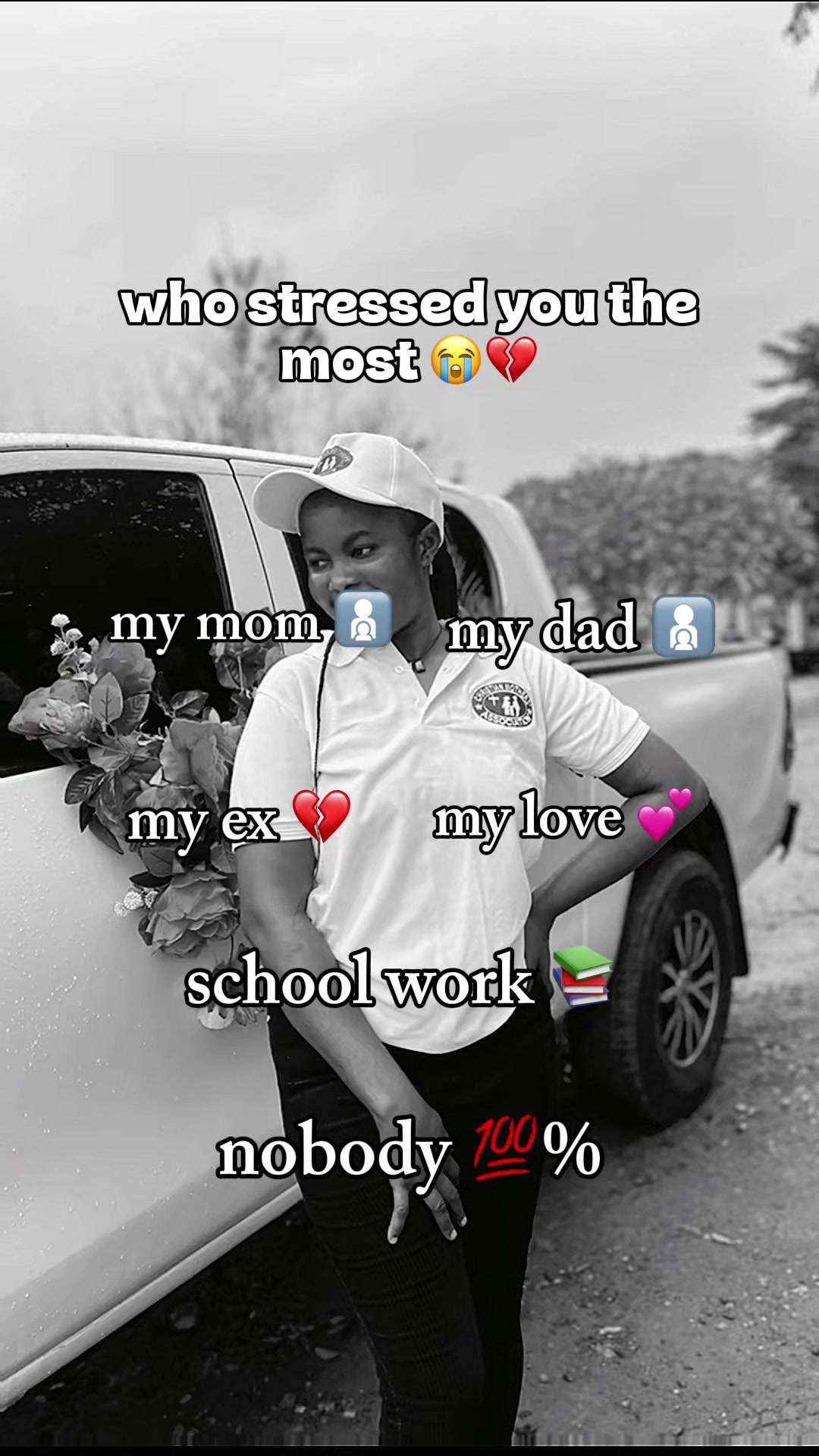 @POOR 💍 NO 😭  FRIENDS 😭