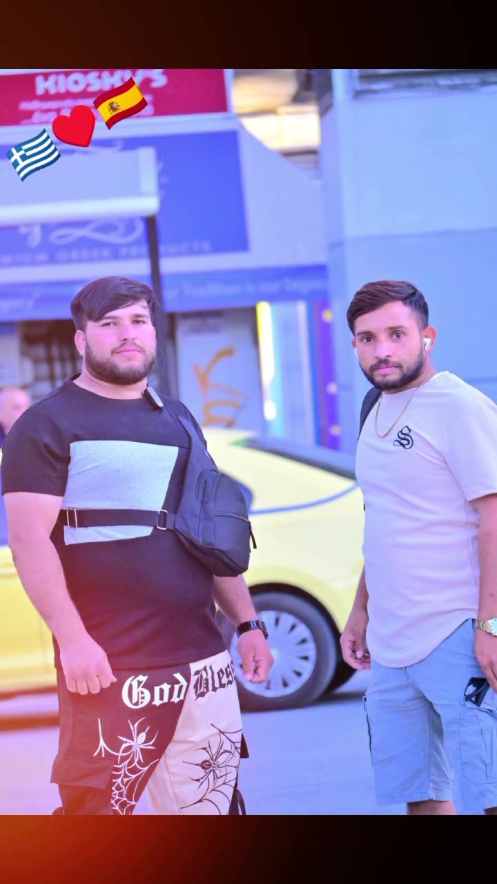 @Malik 722🇵🇰♥️🇪🇸