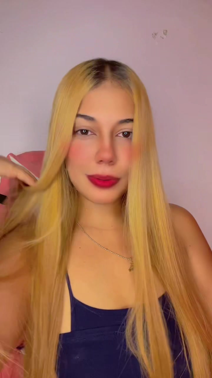 @Cherrybarbie