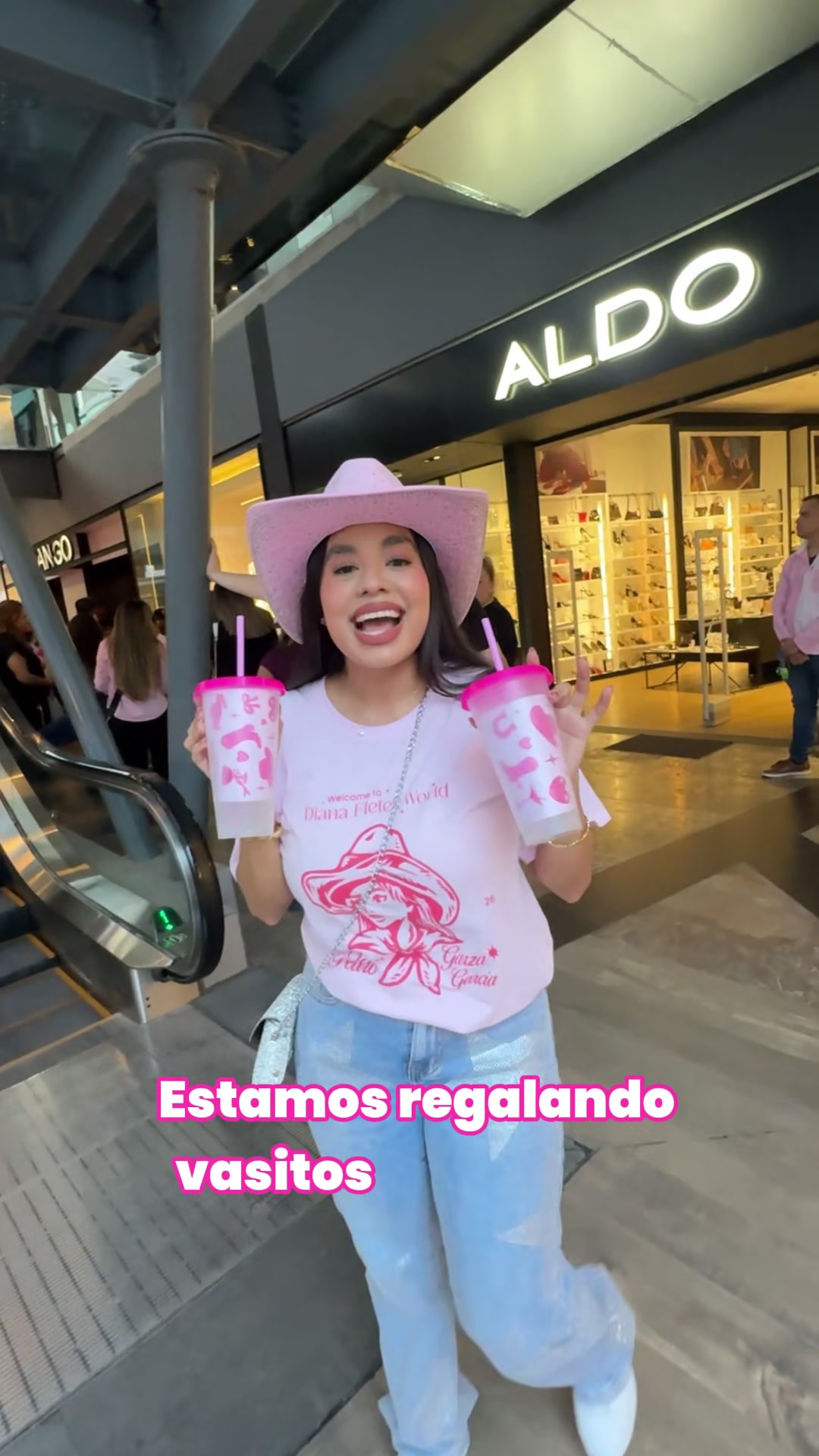@Diana Fletes Cosmetics