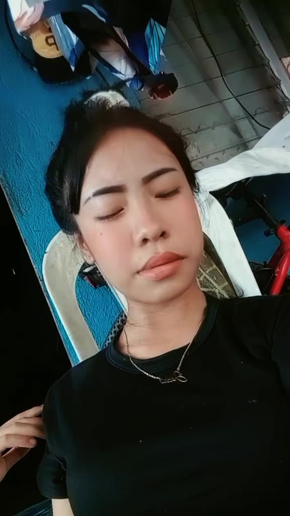 @lzyshaaa