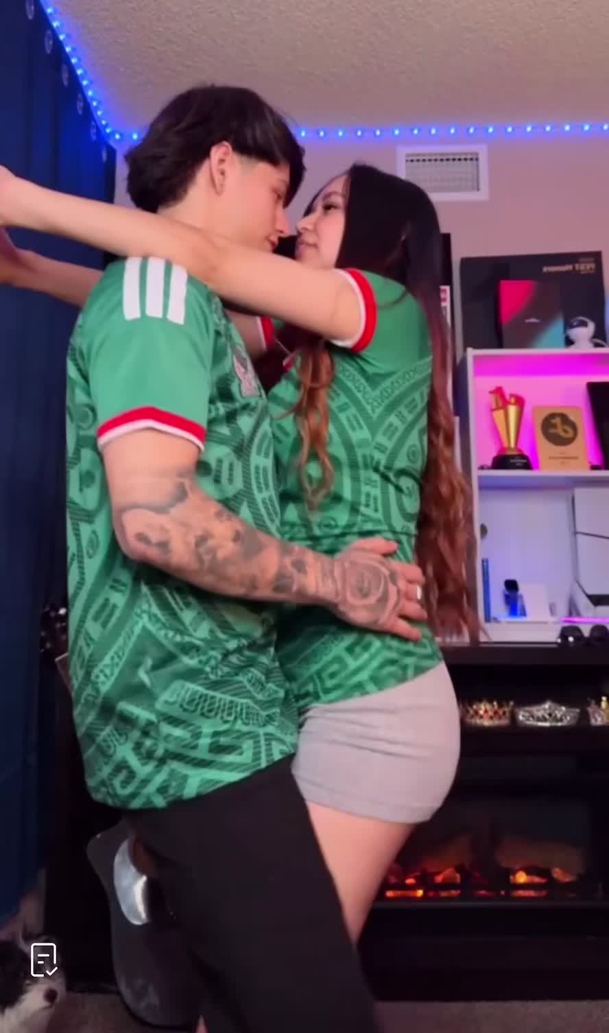 @(💗🍁)flaquita🦊🦋💕⚽️)