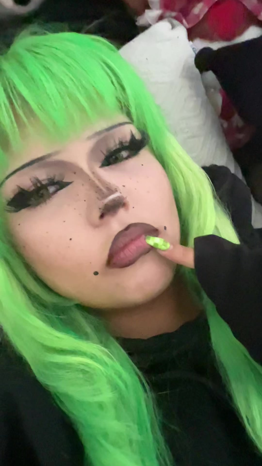 @GREEN MUCUS